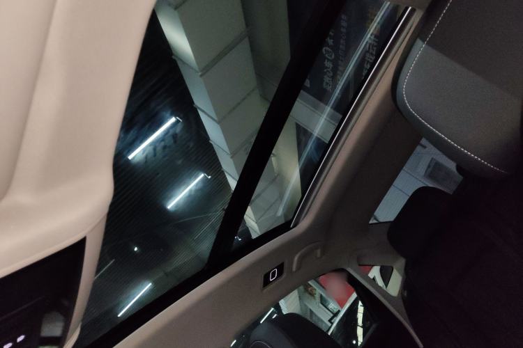 Used Volkswagen Passat 2025 Premium Version 380TSI Dragon Edition
