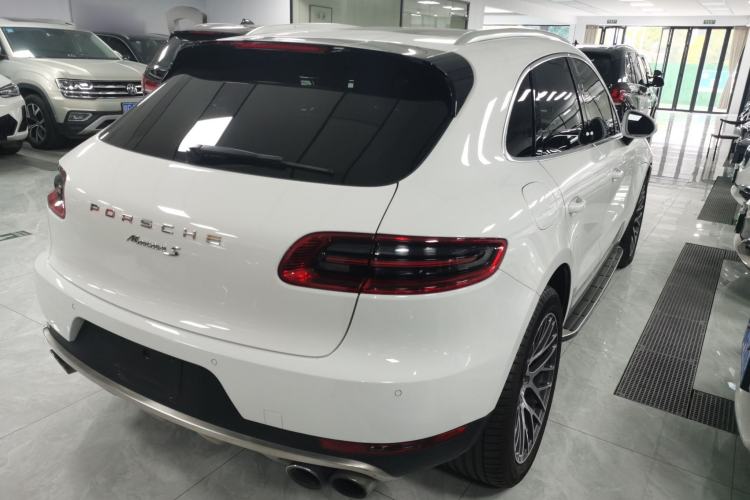 Used Porsche Macan 2017 Macan 2.0T
