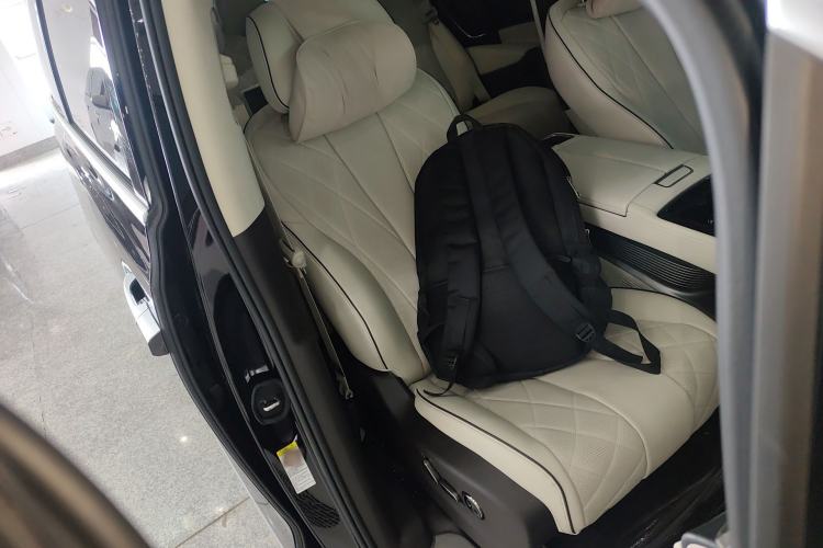 Used Denza D9 2024 DM-i 980 Four-Wheel Drive Flagship Model