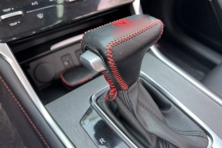 Used CHANGAN CS75 2022 Blue Whale Edition 1.5T DCT Prestige Model Interior 3