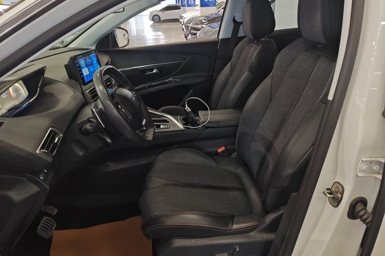 Used Peugeot 4008 2017 350THP Elite Edition Left Front Seat