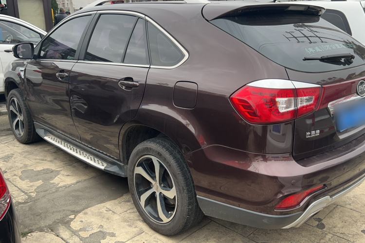 Used BYD S7 2015 2.0T Automatic Flagship Edition
