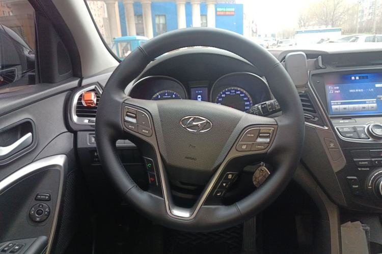 Used Hyundai Grand SantaFe 2015 2.0T 7-Seater Two-Wheel Drive Leading Edition Steering Wheel