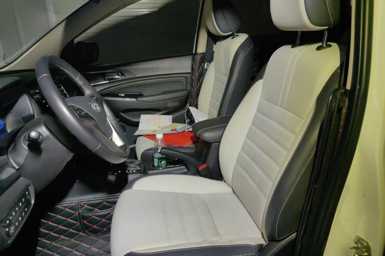 Used CHANGAN OSHAN A800 2017 1.5T Automatic ZhiZun Model Left Front Seat