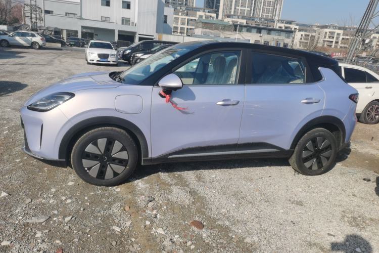 Used Wuling Bingo S 2025 Model 430km Deluxe Edition