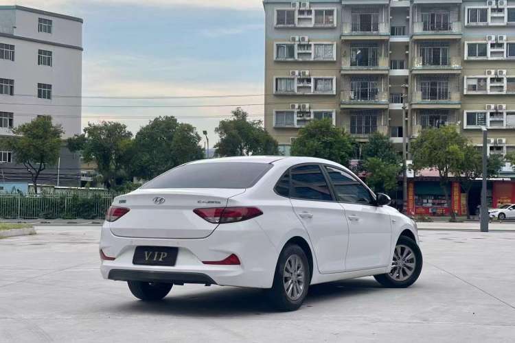 Used Hyundai Celesta 2017 1.6L Automatic Enjoyment Version GLS
