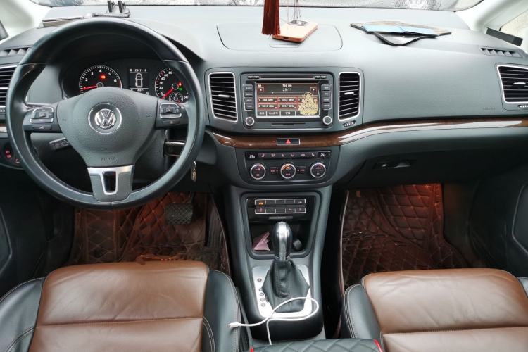 Used Volkswagen Sharan 2014 2.0 TSI Comfort Model
