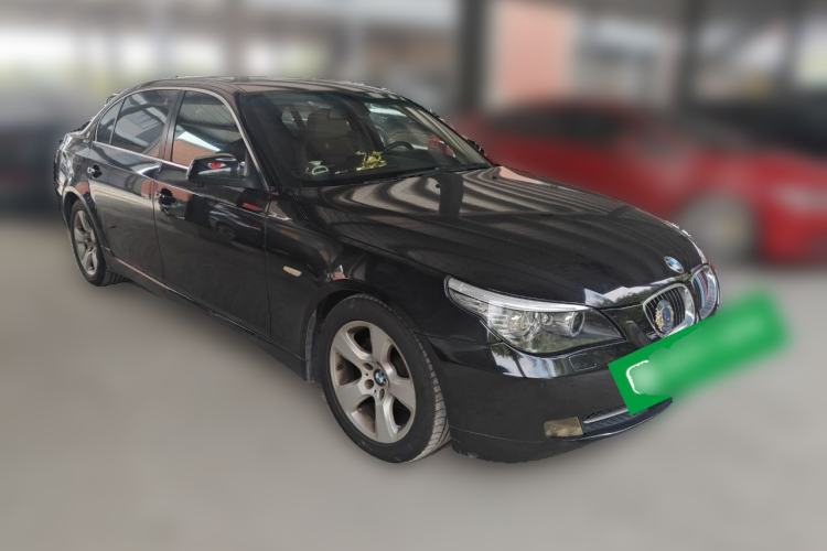 Used BMW 5 Series 2010 523Li Luxury Model Front Right 45 Deg