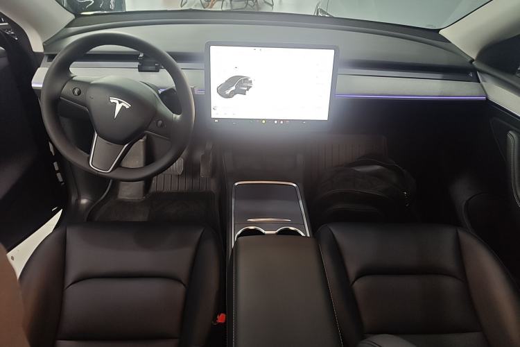 Used Tesla Model Y 2024 Rear-Wheel-Drive Version Center Console