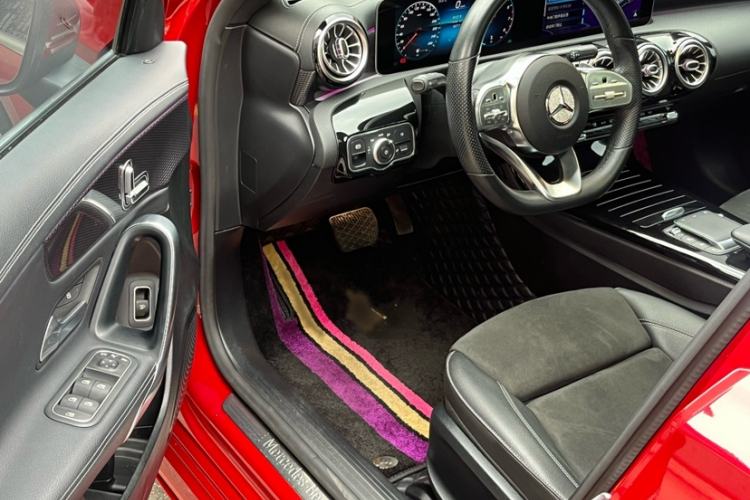 Used Mercedes-Benz A-Class 2020 Restyled A 200 L Sport Sedan Fashion Version
