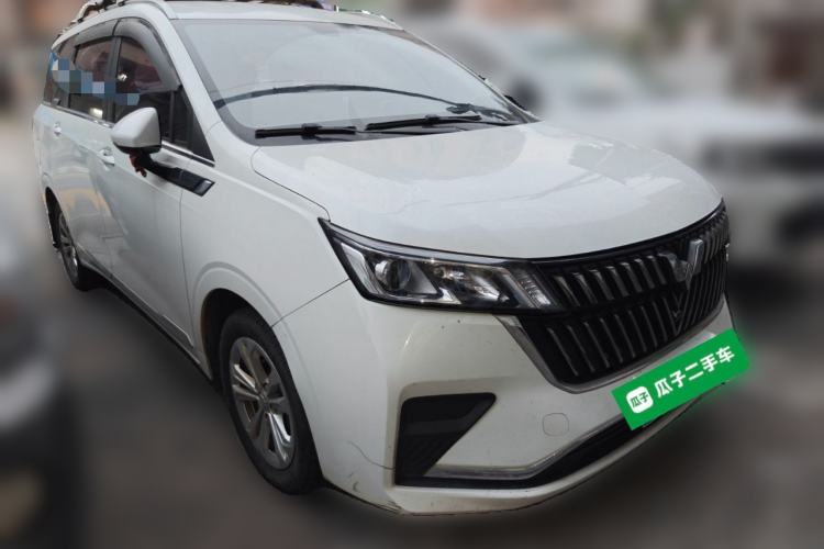 Used Wuling Jiachen 2022 1.5T Manual Light Enjoyment Dynamic Version Front Right 45 Deg