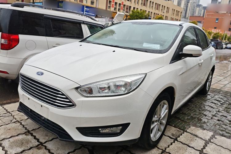 Used Ford Focus 2018 Sedan Classic 1.6L Automatic Trendy SmartDrive Edition