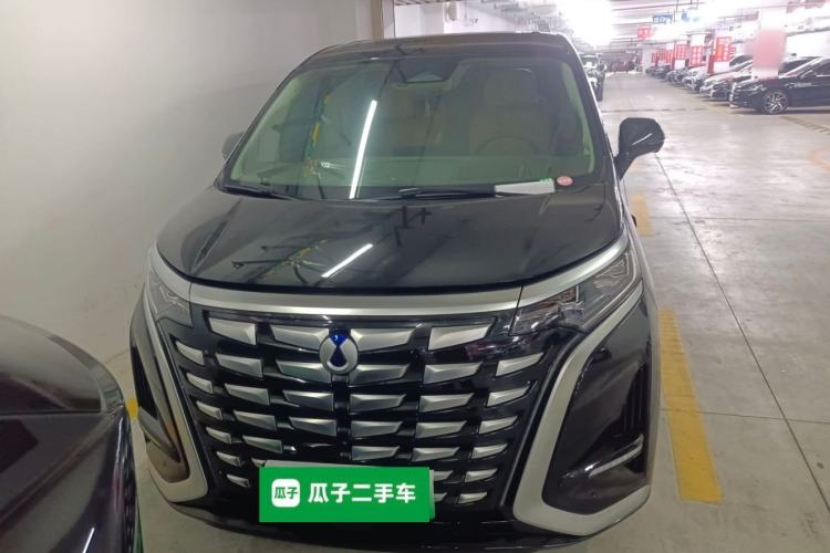 Used Denza D9 2022 DM-i 970 Four-Wheel Drive Prestige Model
