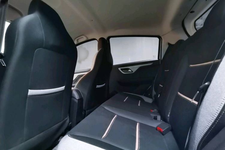 Used SOL E10X 2021 302 km Range Fashion Edition 31.4 kWh