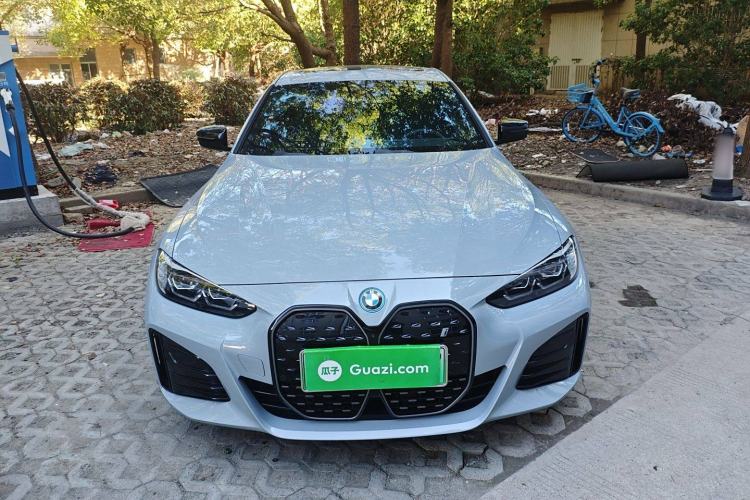 Used BMW i4 2022 eDrive40
