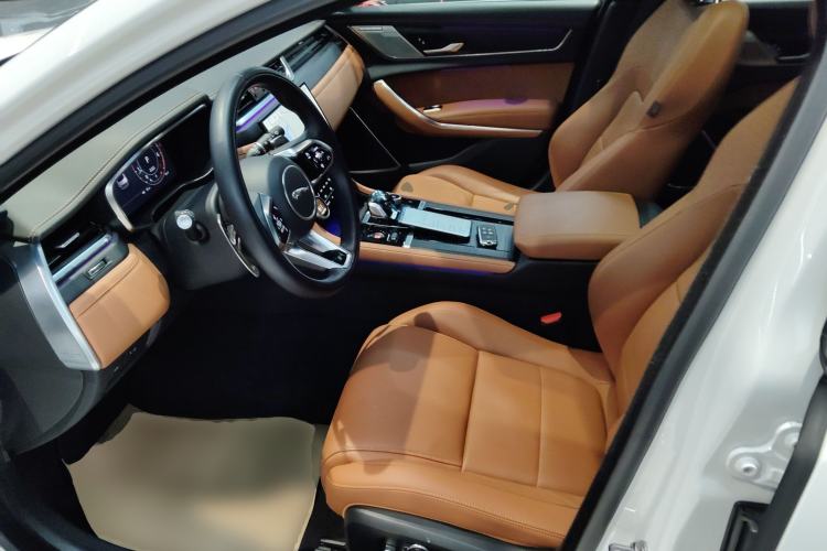 Used Jaguar XFL 2024 2.0T P300 Four-Wheel Drive Flagship Sport Gold Edition