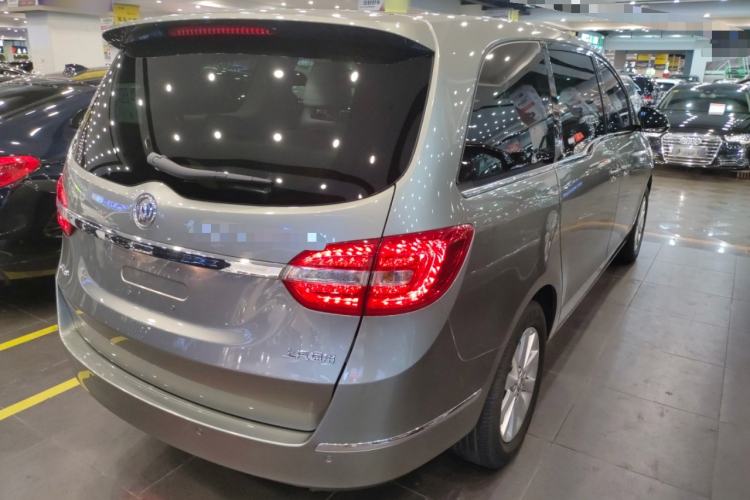 Used Buick GL8 2015 2.4L Luxury Business Premium Edition Rear Right 45 Deg