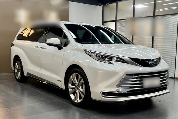 Used Toyota SIENNA 2021 2.5L Hybrid Ultimate Edition Exterior 2