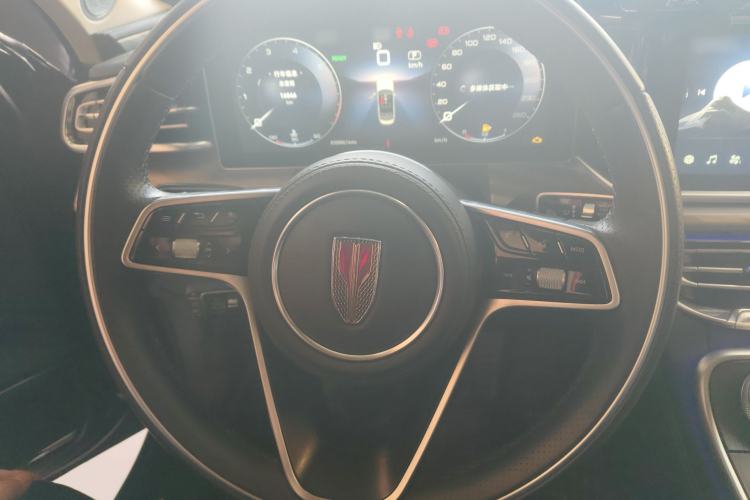 Used Hongqi H9 2023 2.0T Smart Connect Flagship Edition
