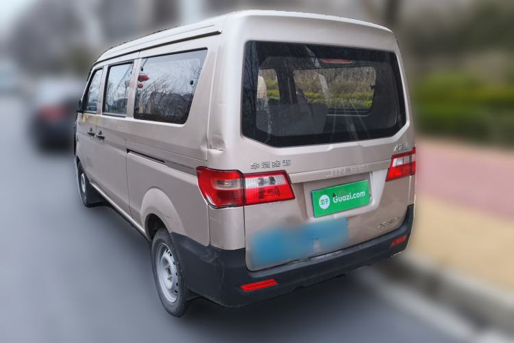 Used Jinbei Hiace X30 2020 1.5L Super-Comfortable Version China VI Standard SWC15M