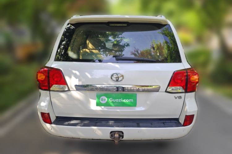 Used Toyota Land Cruiser 
