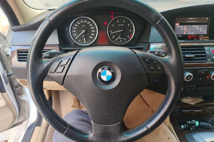 Used BMW 5 Series 2010 520Li Luxury Model Steering Wheel