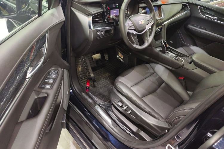 Used Cadillac XT5 2021 28T Luxury Model