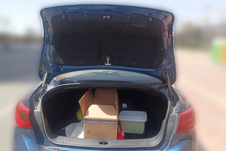 Used Infiniti Q50L 2016 2.0T Comfort Edition Trunk