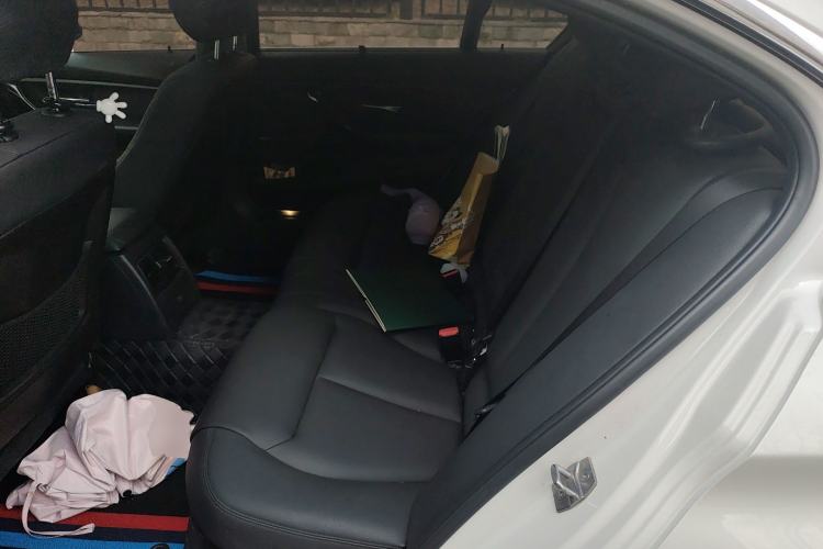 Used BMW 3 Series 2016 320Li Fashion Model Left Rear Seat