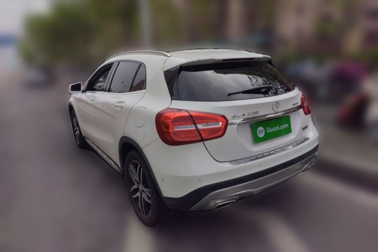 Used Mercedes-Benz GLA 2016 GLA 220 4MATIC Fashion Edition Rear Left 45 Deg