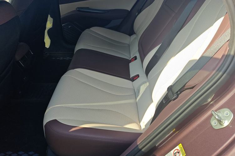 Used BYD Seal 07 DM-i 2025 DM-i 1.5L 125km Prestige Model Left Rear Seat