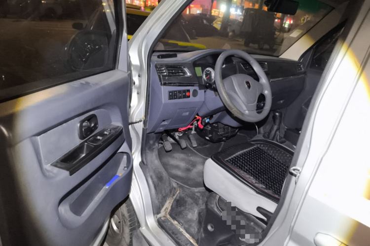 Used Jinbei Hiace X30 2018 1.3L Cargo Van Standard Version DLCG12 Driver Seat