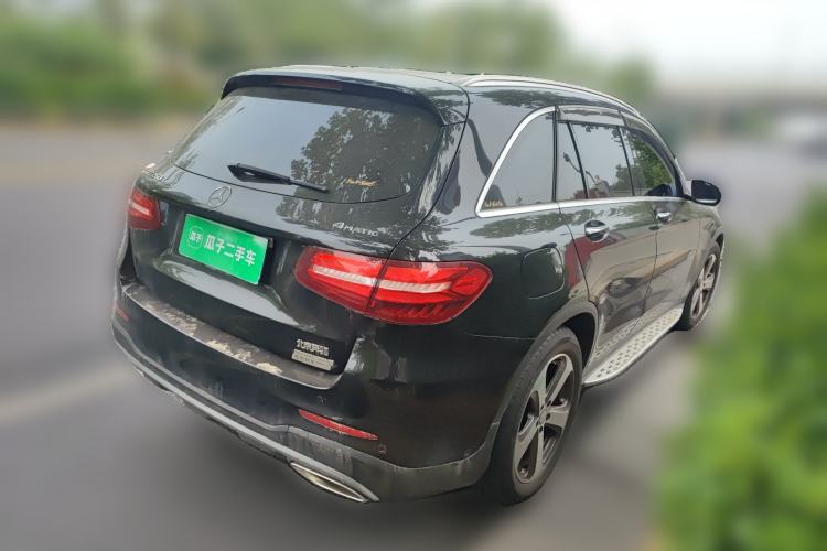 Used Mercedes-Benz GLC 2017 GLC 260 4MATIC Luxury Model Rear Right 45 Deg