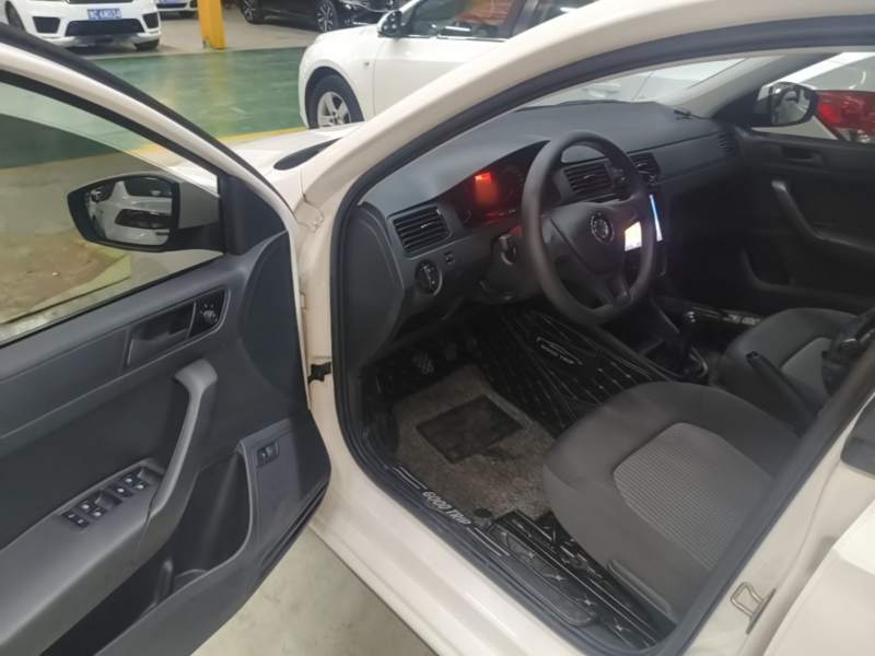 Used Volkswagen Santana 2021 1.5L Manual Fashion Edition — 15