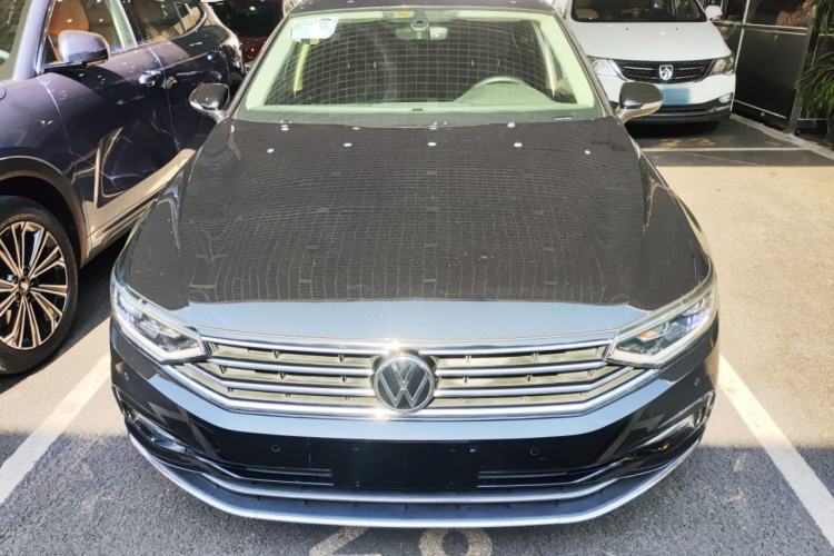 Used Volkswagen Magotan 2020 330TSI DSG Leading Model
