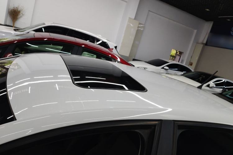 Used Volkswagen Polo 2016 1.6L Automatic Comfort Model Roof