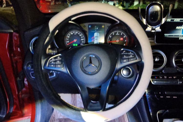 Used Mercedes-Benz GLC Coupe 2019 Facelift GLC 200 4MATIC Coupe SUV Steering Wheel