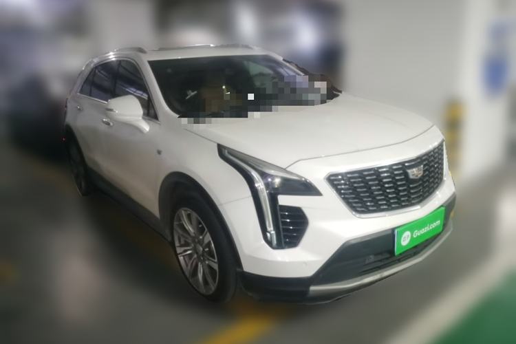 Used Cadillac XT4 2018 28T 4x4 Platinum Edition