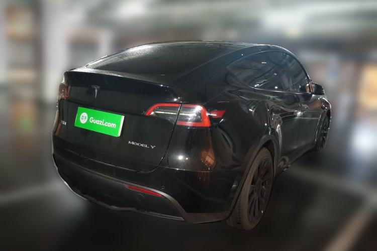 Used Tesla Model Y 2023 Rear-Wheel-Drive Version
