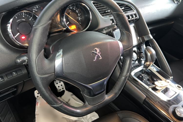 Used Peugeot 3008 2015 1.6THP Automatic Prestige Edition Steering Wheel
