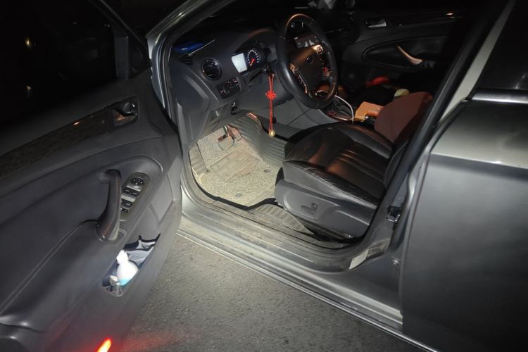 Used Ford Mondeo 2011 2.0L GTDi 200 Luxury Edition
