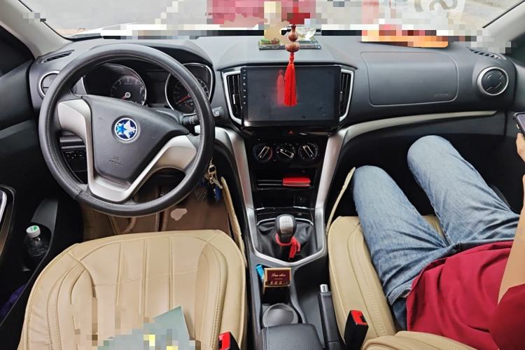 Used Venucia T70 2016 1.6L Manual Ruixing Edition
