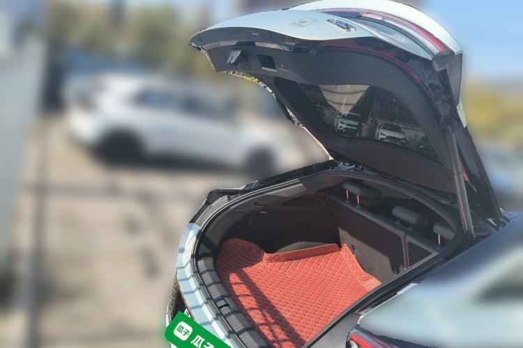 Used ARCFOX Alpha S 2022 525S 160kW Trunk