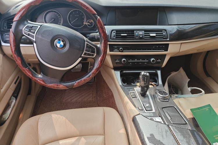 Used BMW 5 Series 2013 525Li Luxury Model