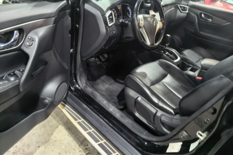 Used Nissan X-Trail 2014 2.0L CVT Comfort Edition 2WD
