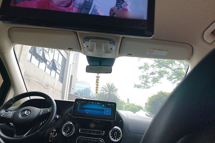 Used Mercedes-Benz Vito 2023 2.0T Elite Version 7 Seats