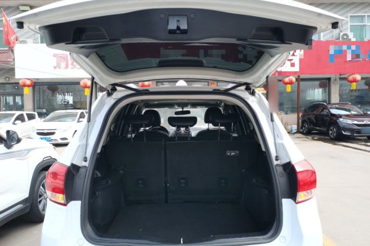 Used Haval H6 2016 Upgraded Model 1.5T Manual Two-Wheel Drive Urban Version
