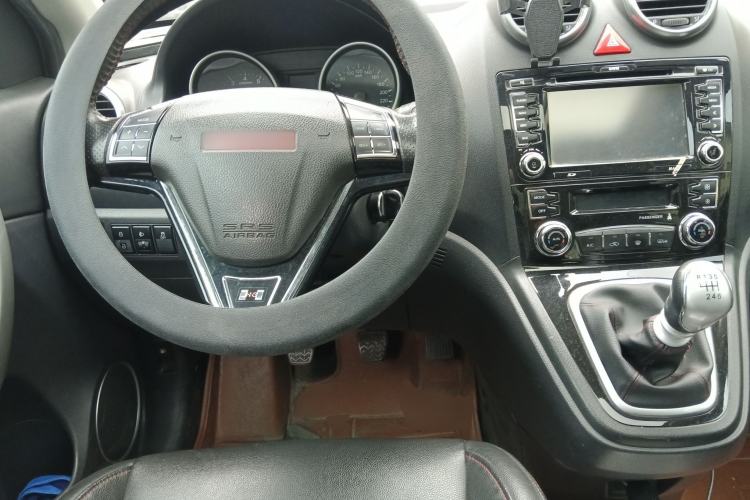 Used Haval H6 2015 Upgraded Model 1.5T Manual Two-Wheel Drive Elite Version