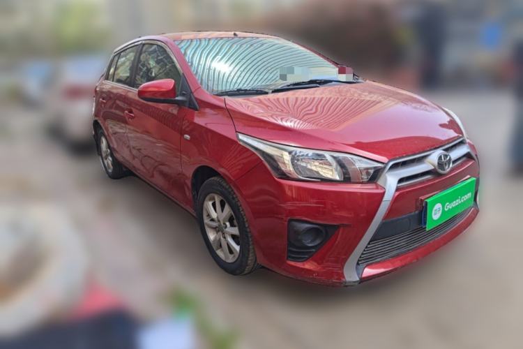 Used Toyota YARiS L Zhi Xuan 2015 1.5E Automatic Charm Edition Front Right 45 Deg