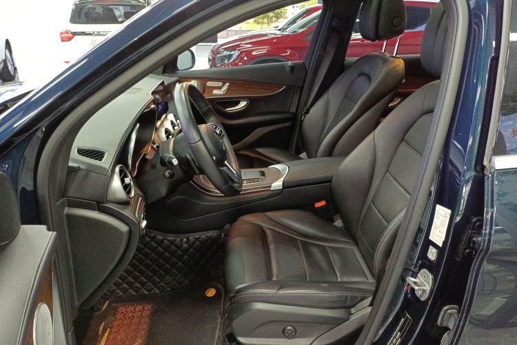 Used Mercedes-Benz GLC 2020 GLC 300 L 4MATIC Luxury Model
